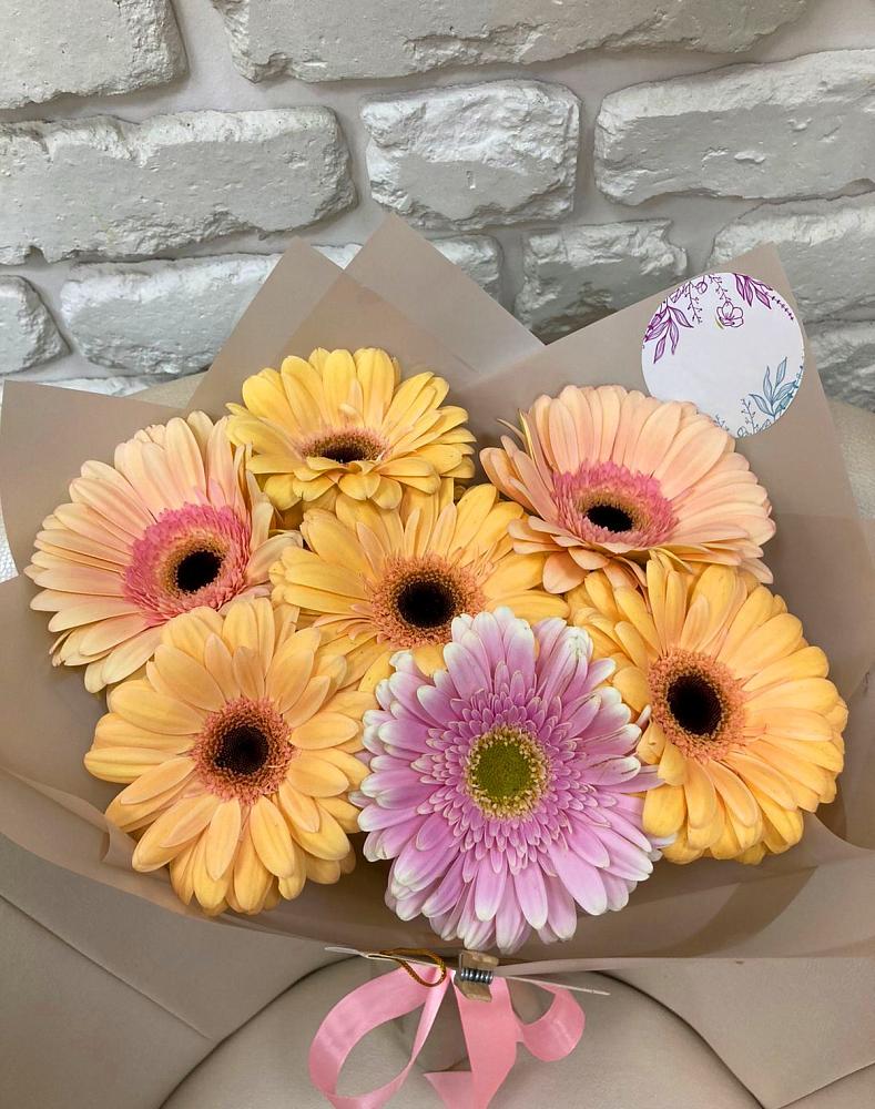 Букет цветов из: Герберы в Новоселицах