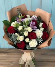 Букет цветов из:  Розы и Альстромерии #REPLACE_PRED# Новоселицах