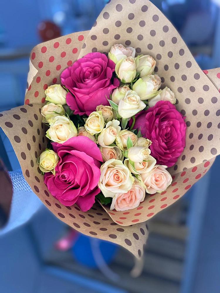 Букет цветов из: Розы в Новоселицах