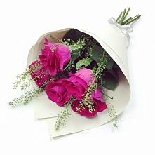 Букет цветов из:  Розы в Новоселицах