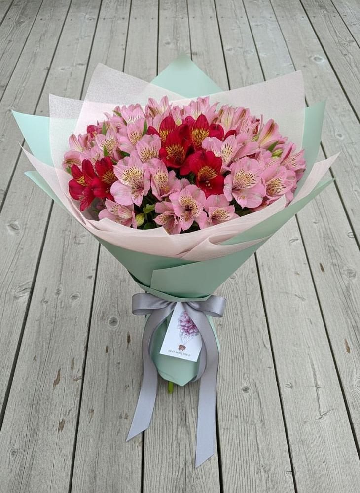 Букет цветов из: Альстромерии в Новоселицах