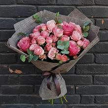 Букет цветов из:  Розы в Новоселицах